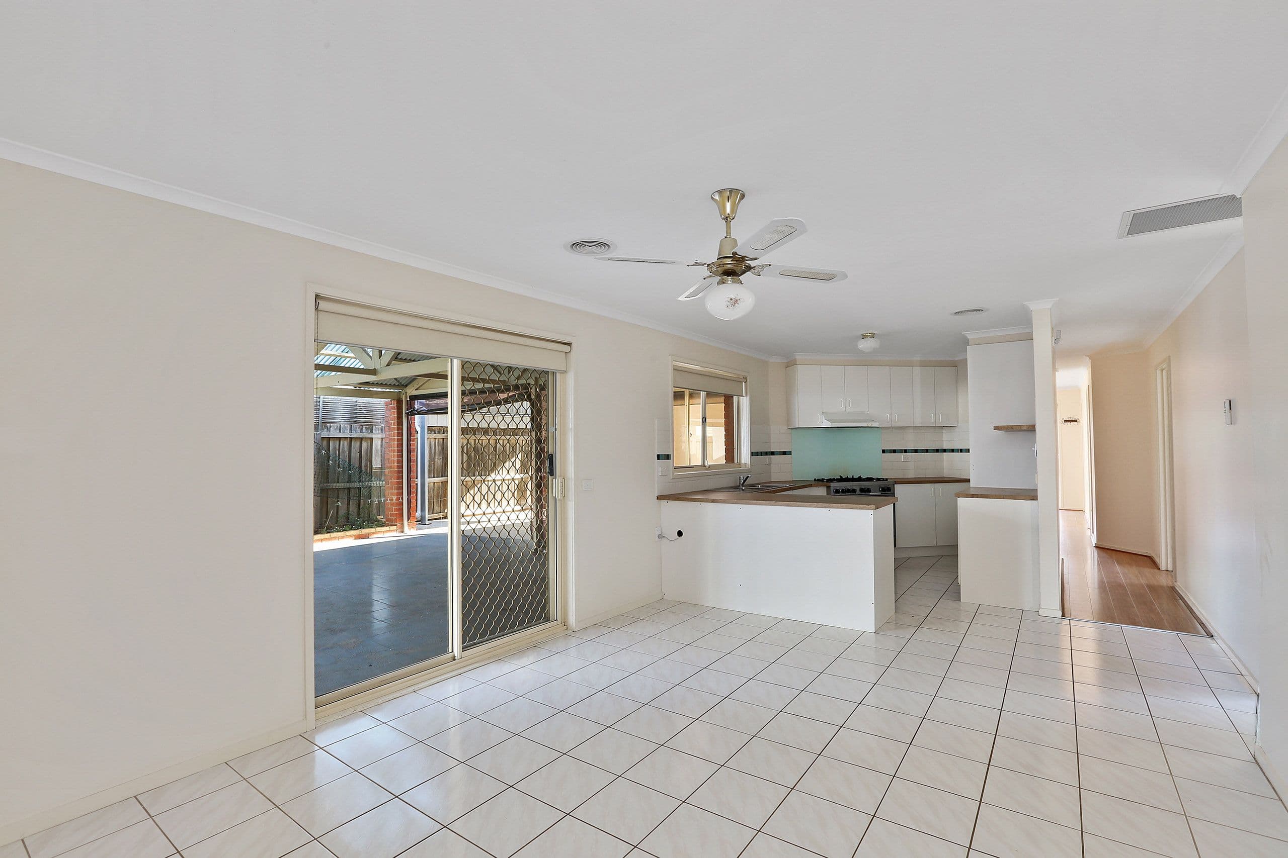 108 McClelland Avenue, Lara VIC 3212, Lara - Thumbnail 4