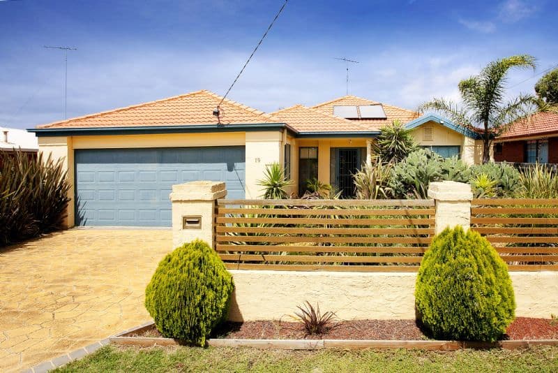 19 Cabernet Road, CORIO VIC 3214, Corio - Thumbnail 2