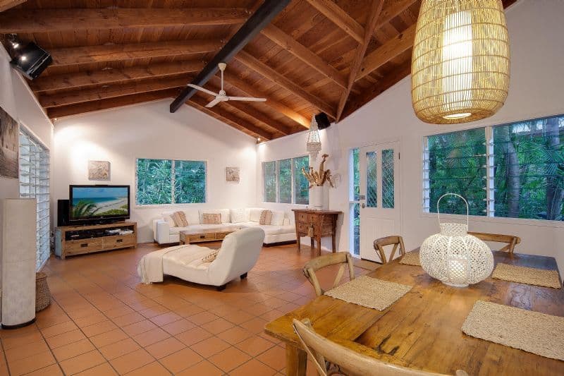 2 Legret Close, CLIFTON BEACH QLD 4879, Clifton Beach - Thumbnail 2