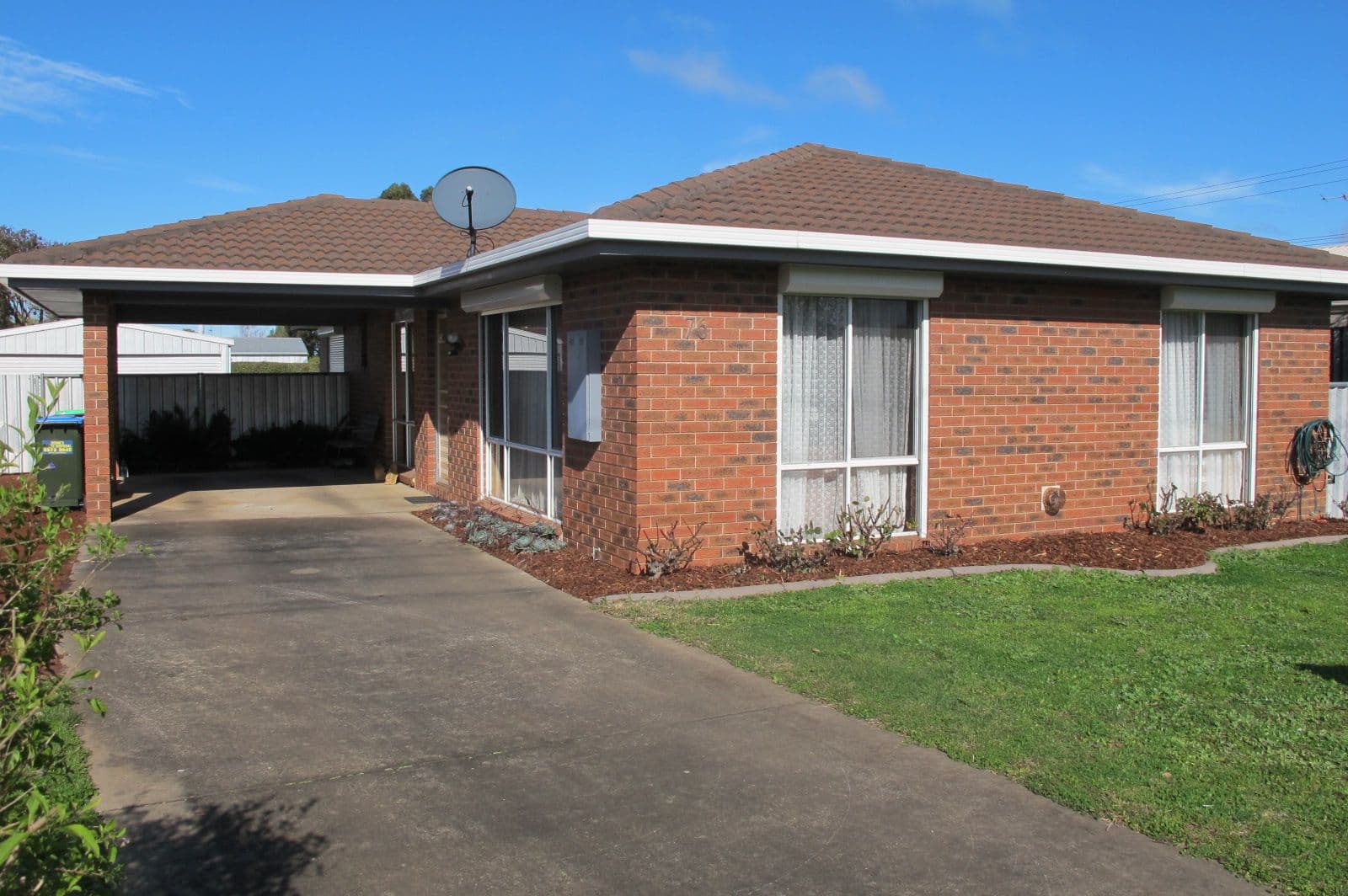 76 Kent Road, Hamilton VIC 3300, Hamilton - Image 1