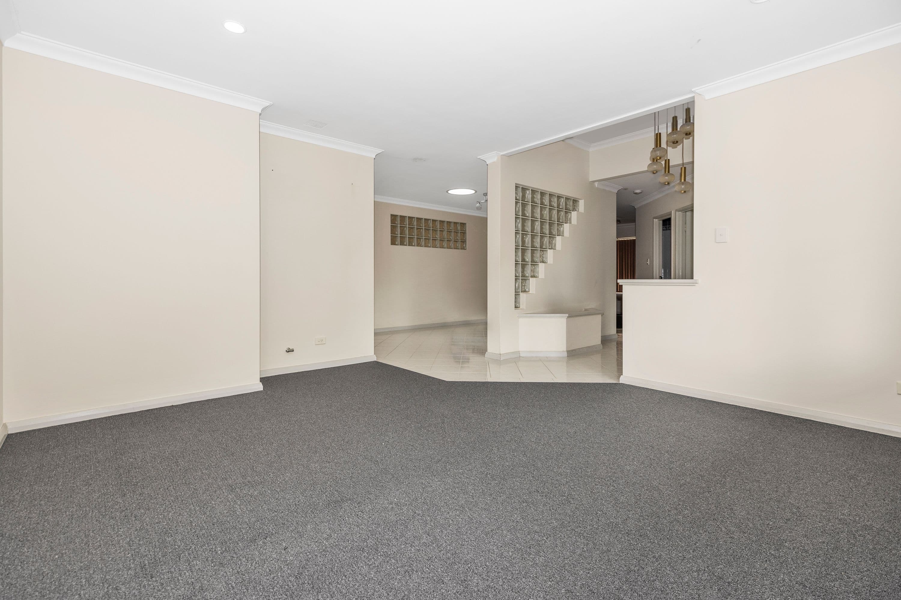 414 Summerlakes Parade, Ballajura WA 6066, Ballajura - Thumbnail 4
