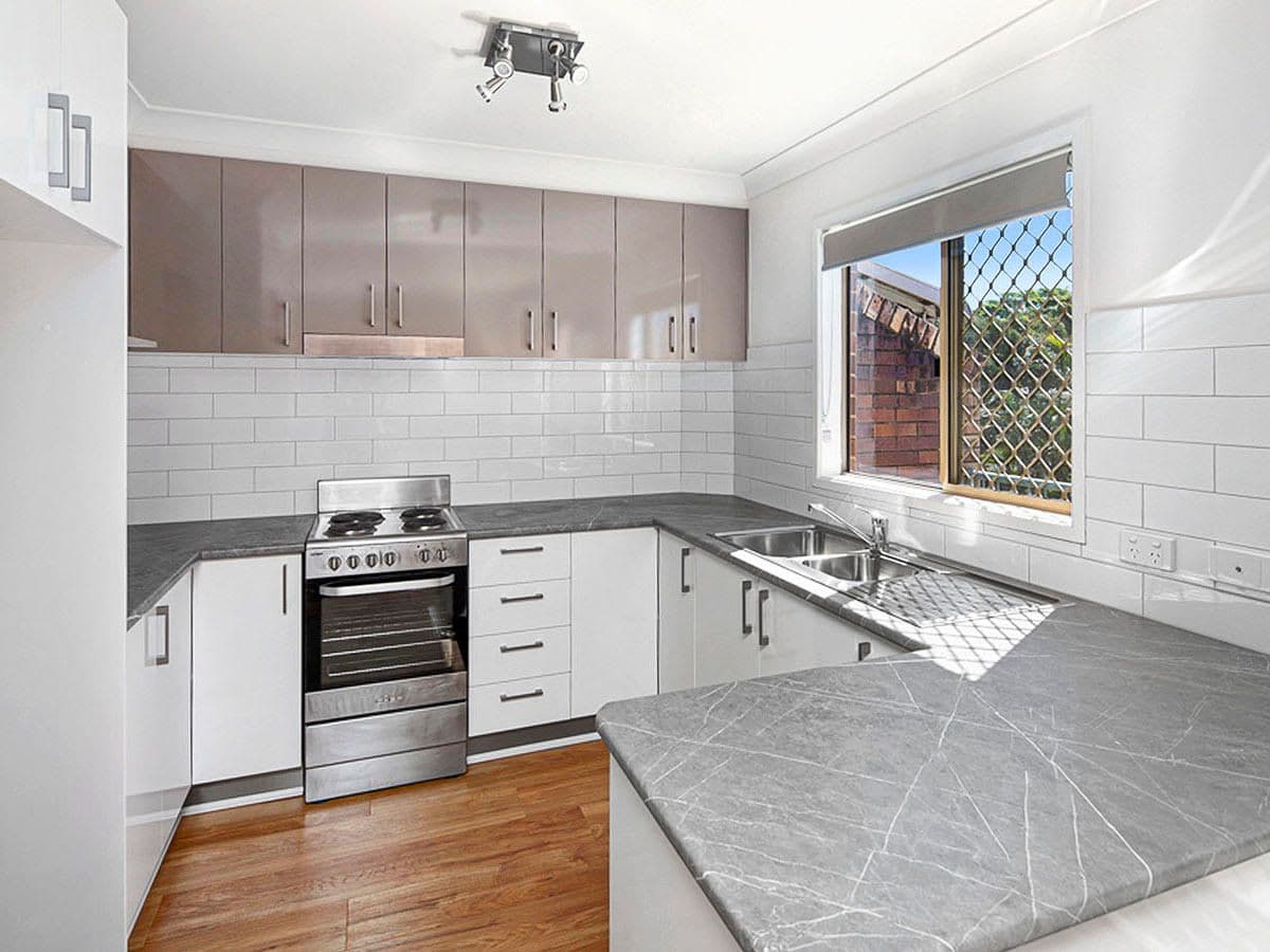 49 Wilton Terrace, Yeronga QLD 4104, Yeronga - Thumbnail 2