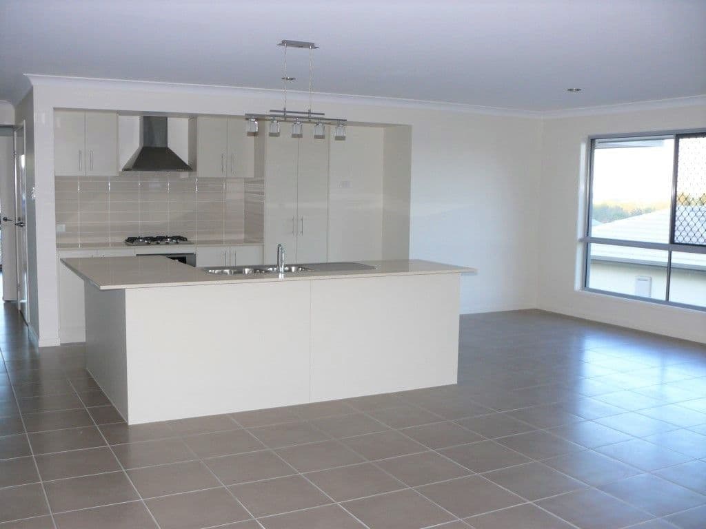 8 Coomerong Crescent, Upper Coomera QLD 4209, Upper Coomera - Thumbnail 2