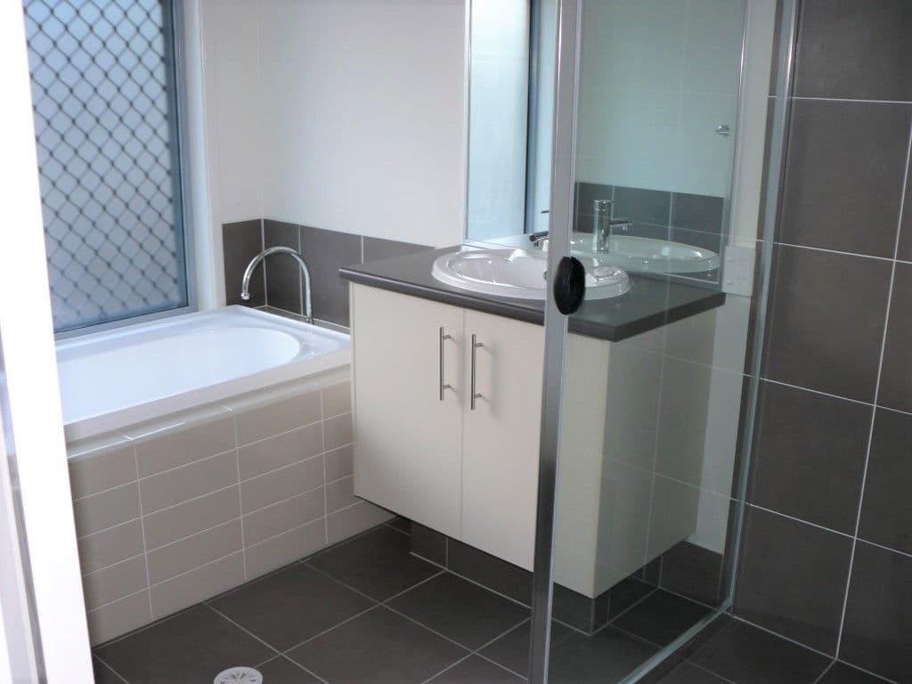 8 Coomerong Crescent, Upper Coomera QLD 4209, Upper Coomera - Thumbnail 4
