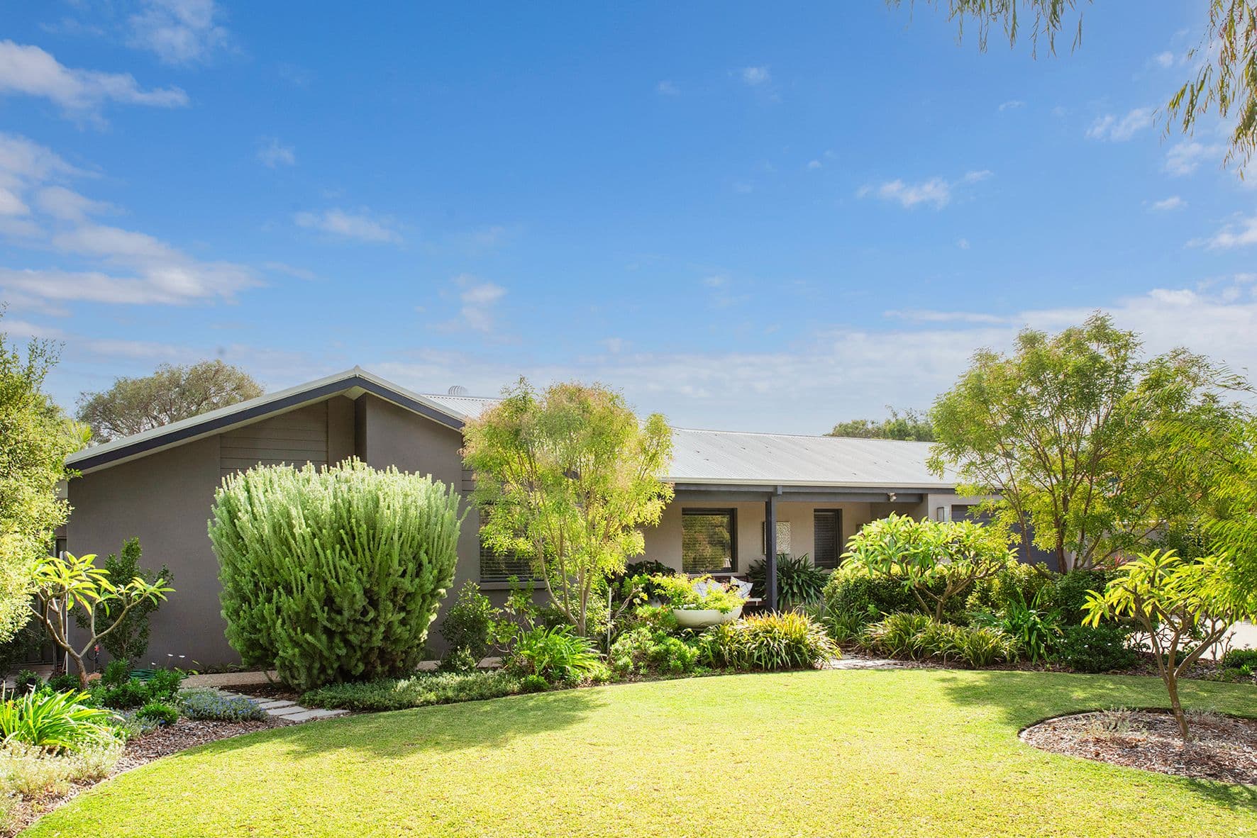 17 Harwood Road, Geographe WA 6280, Geographe - Thumbnail 2