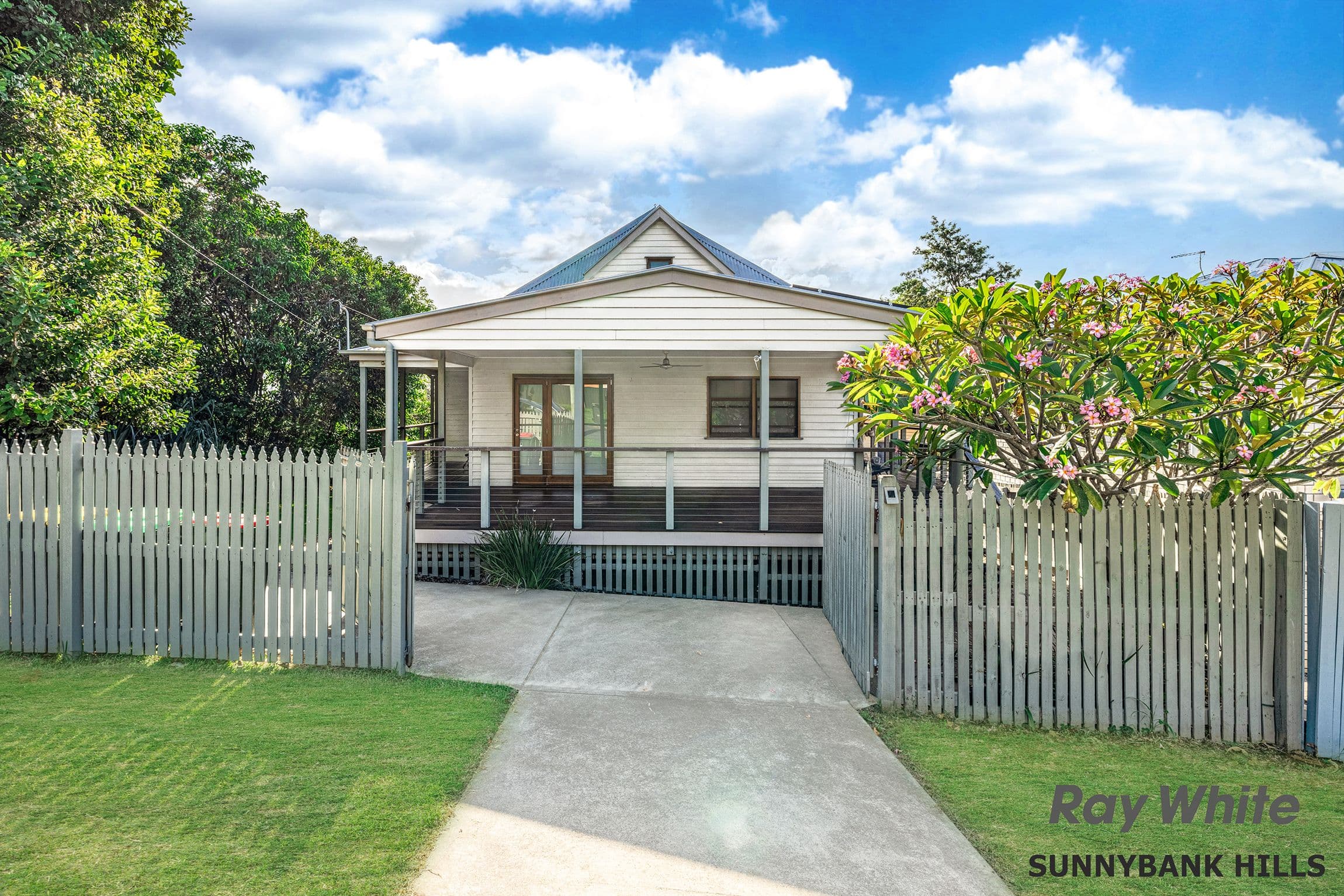 207 Sibley Road, Wynnum West QLD 4178, Wynnum West - Image 1