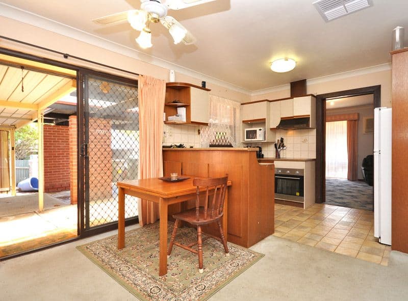 34 Paterson Drive, Hackham SA 5163, Hackham - Thumbnail 2