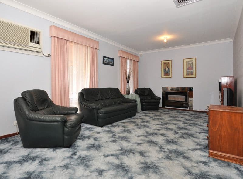 34 Paterson Drive, Hackham SA 5163, Hackham - Thumbnail 3