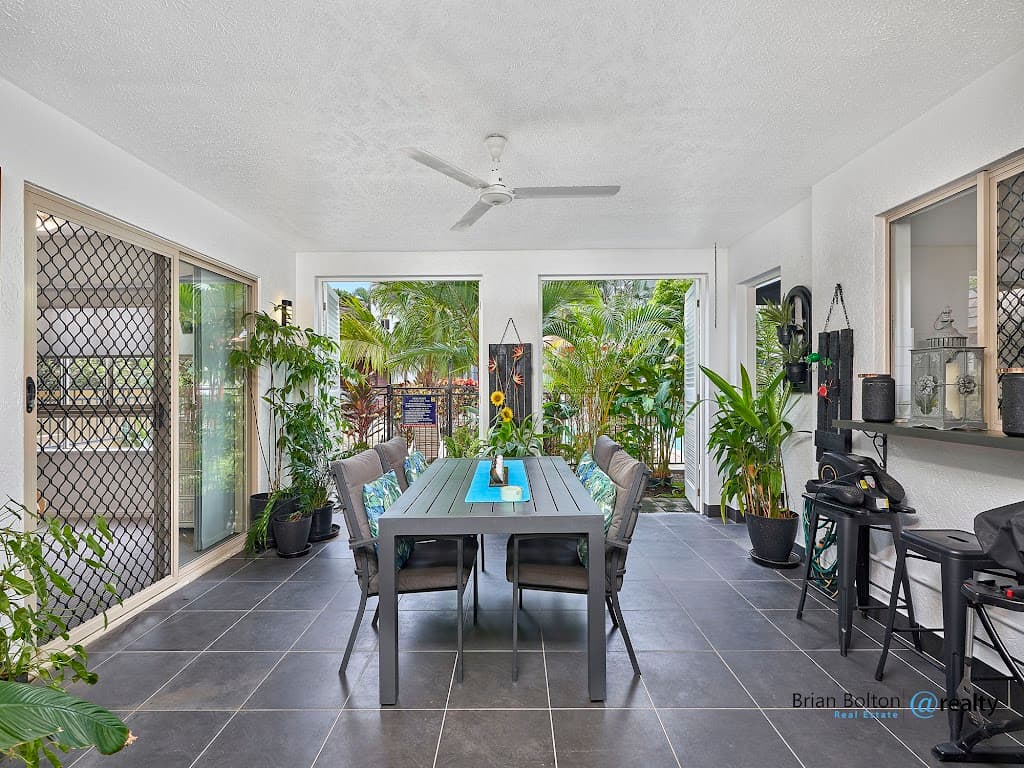 1303/2-10 Greenslopes Street, Cairns North, QLD, 4870, Cairns North - Thumbnail 2