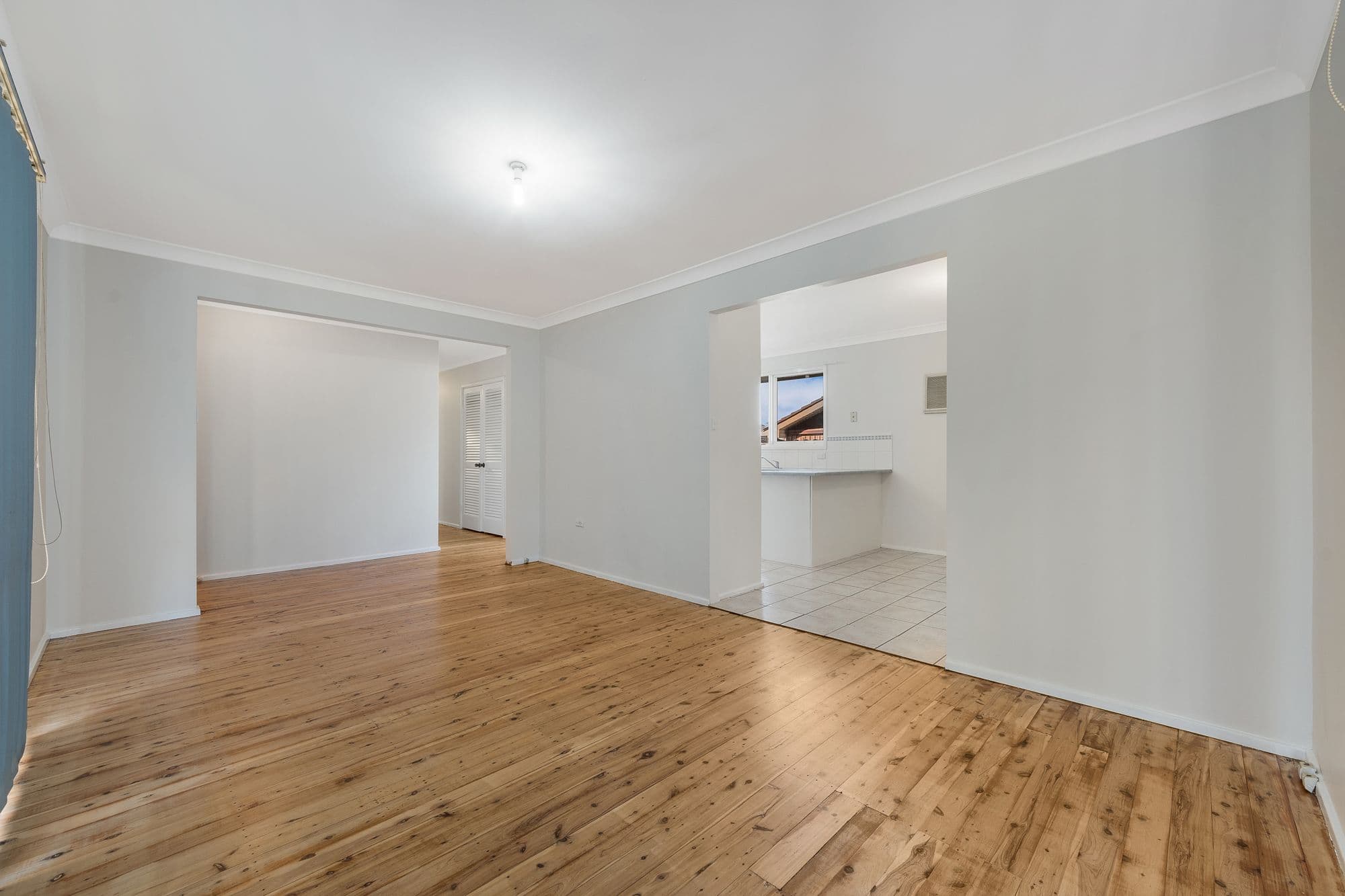 2 Sandra Place, Ingleburn - Thumbnail 2