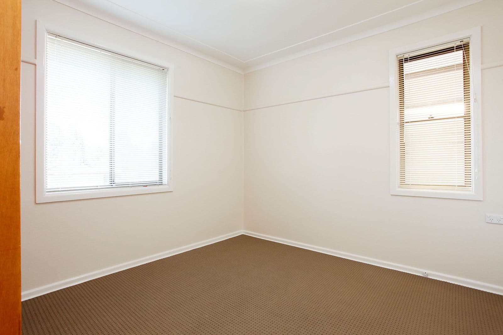 2 Lawson Street, Lalor Park - Thumbnail 6