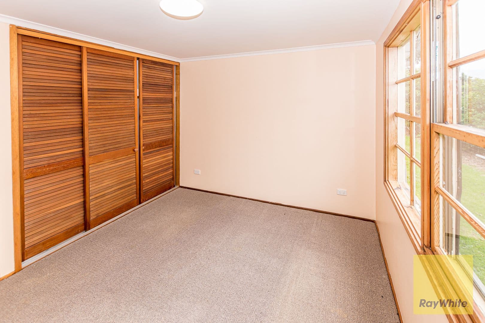 16 Pedersen Street, Welshpool VIC 3966, Welshpool - Thumbnail 5