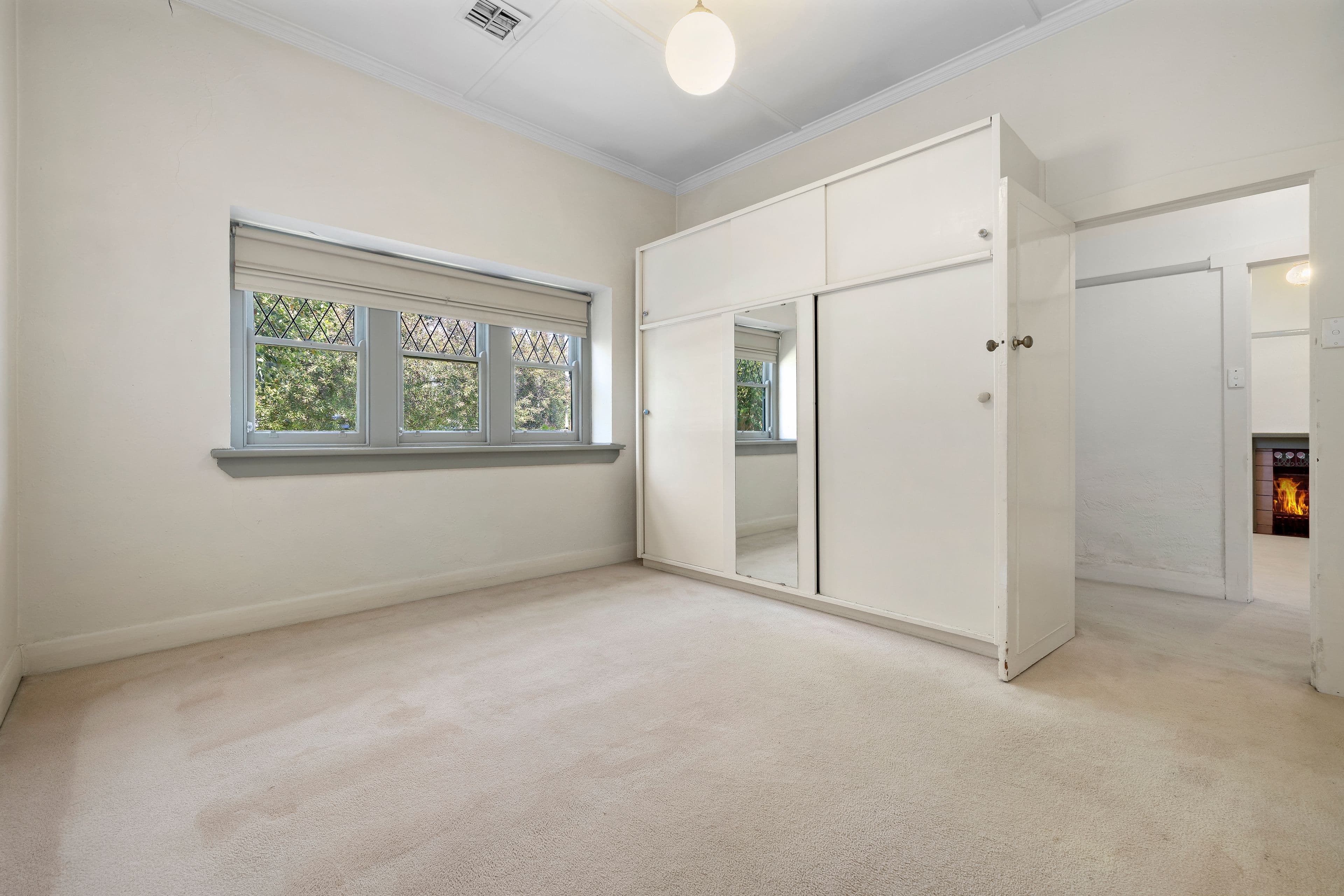 215 Murrumbeena Road, Murrumbeena VIC 3163, Murrumbeena - Thumbnail 2