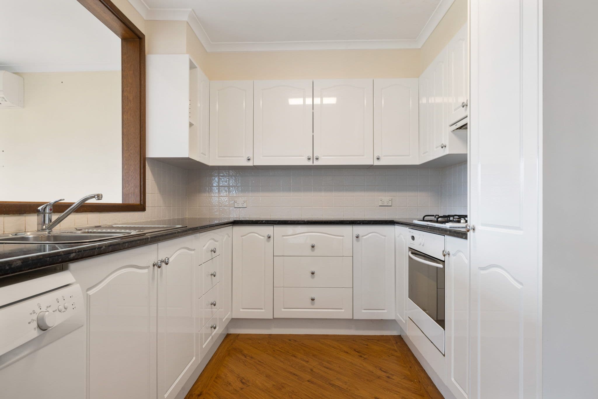6 Komungla Crescent, Goulburn NSW 2580, Goulburn - Thumbnail 4