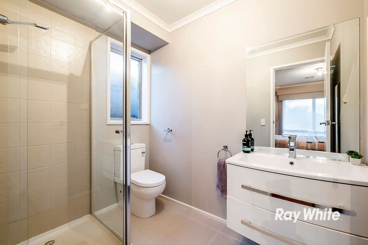 12 Lupin Court, Cranbourne North VIC 3977, Cranbourne North - Thumbnail 5