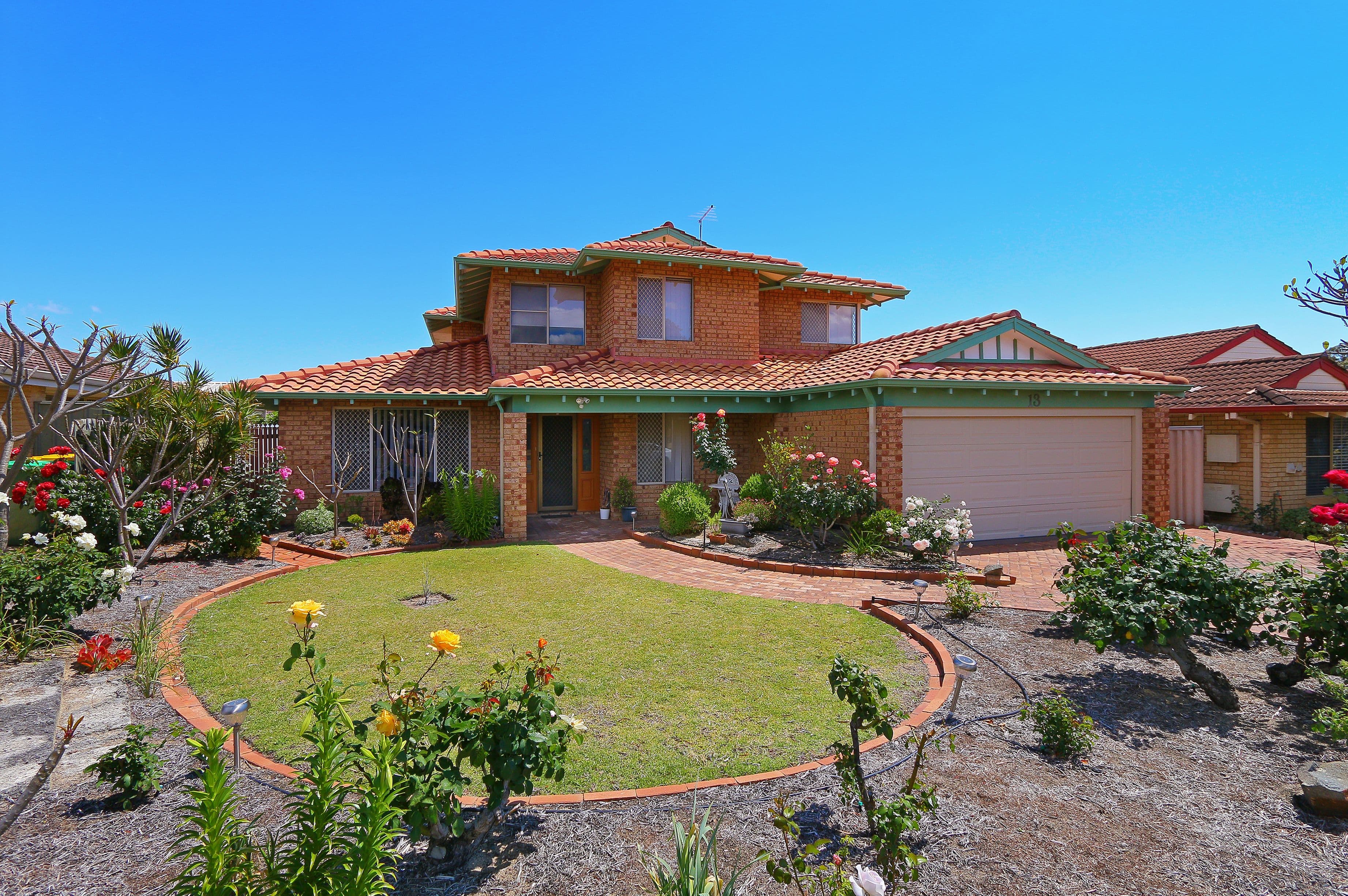 13 Prescott Drive, Kardinya WA 6163, Kardinya - Thumbnail 2