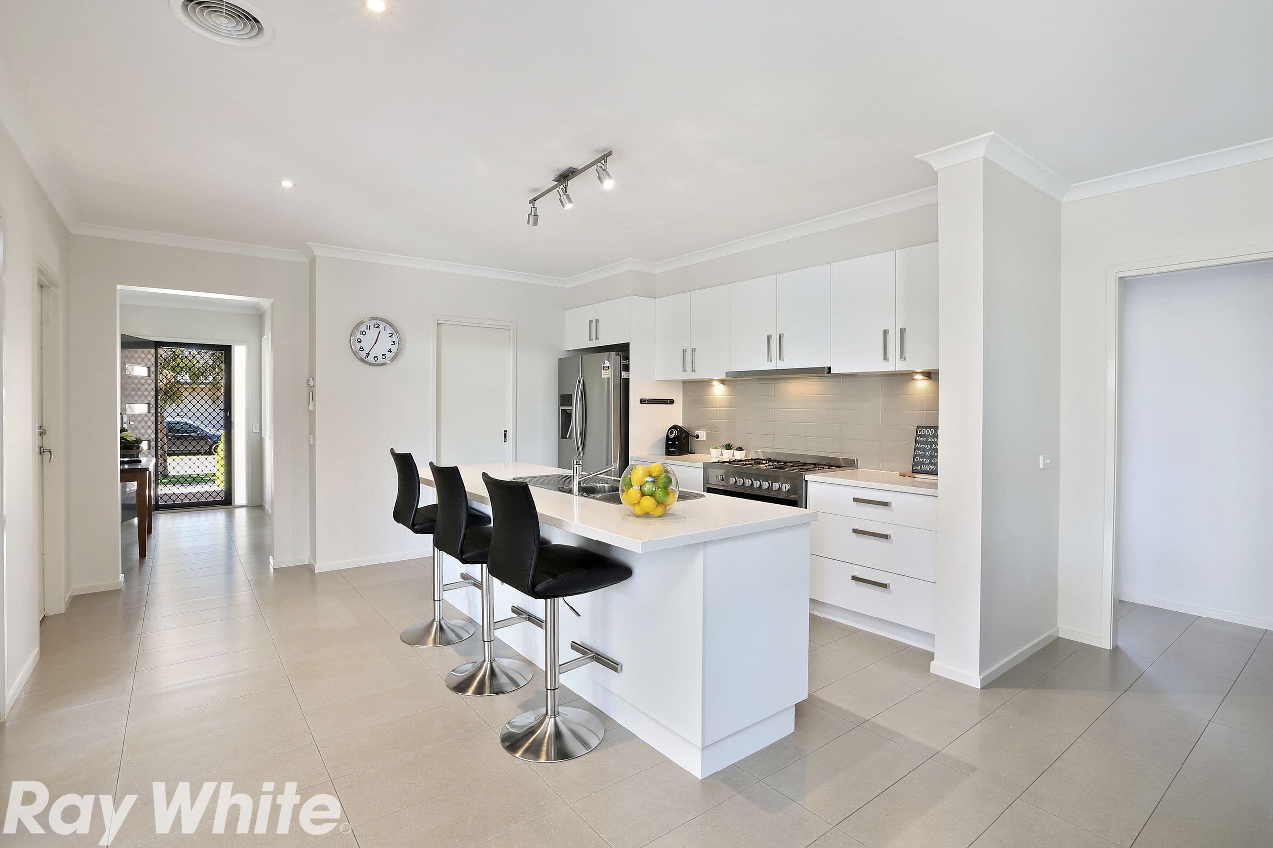11 Springwater Drive, Lara VIC 3212, Lara - Thumbnail 2
