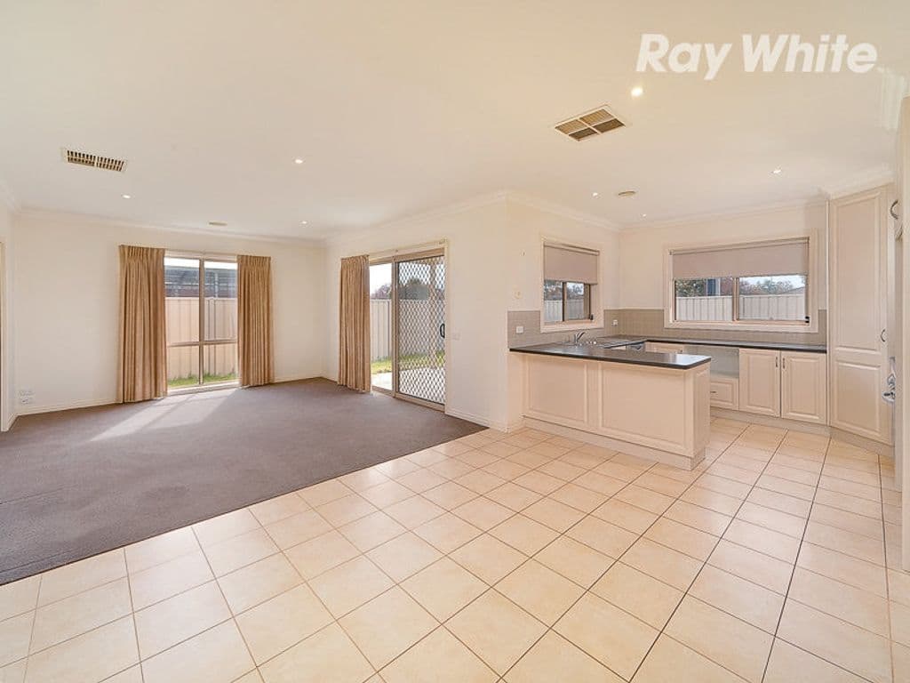 103 Pearce Street, Howlong - Thumbnail 2
