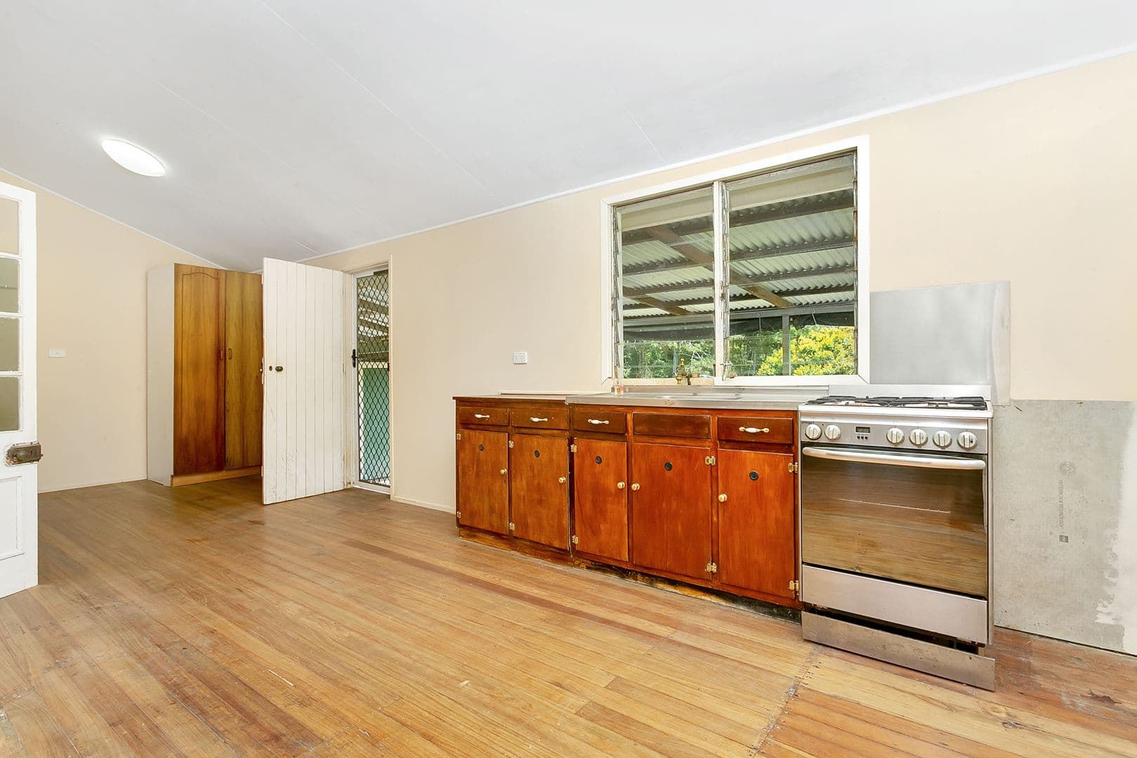 16 Morton Street, Kuranda QLD 4881, Kuranda - Thumbnail 4
