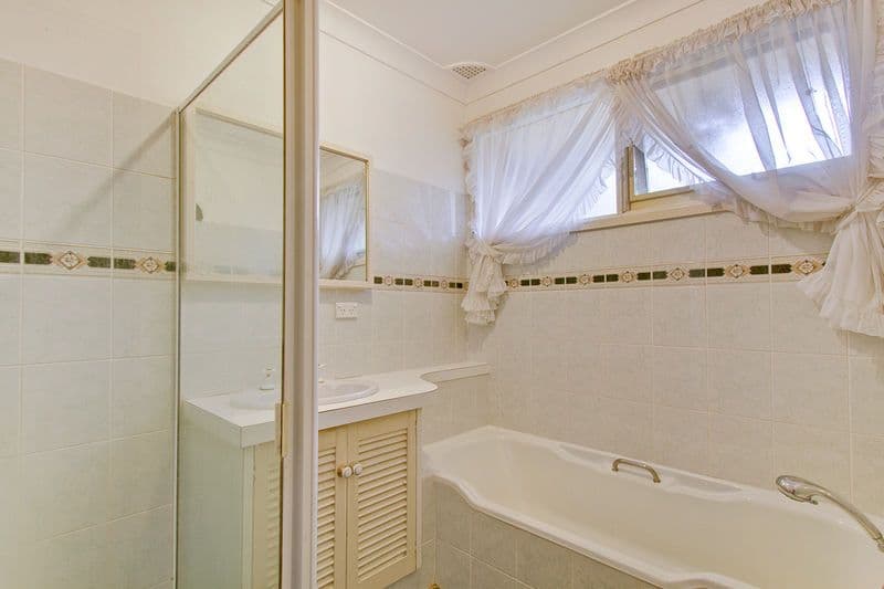 10 Rutland Avenue, BAULKHAM HILLS NSW 2153, Baulkham Hills - Thumbnail 7