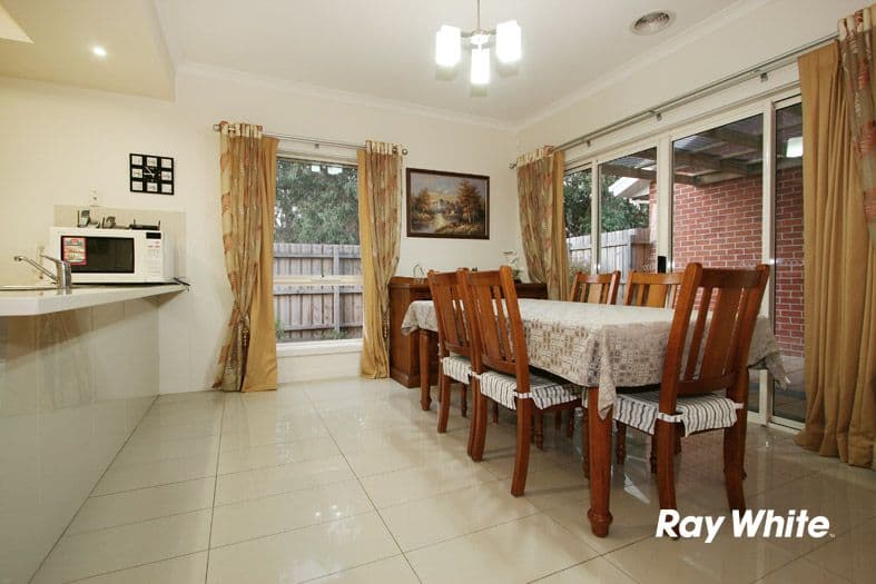 91 Jenola Parade, WANTIRNA SOUTH VIC 3152, Wantirna South - Thumbnail 5