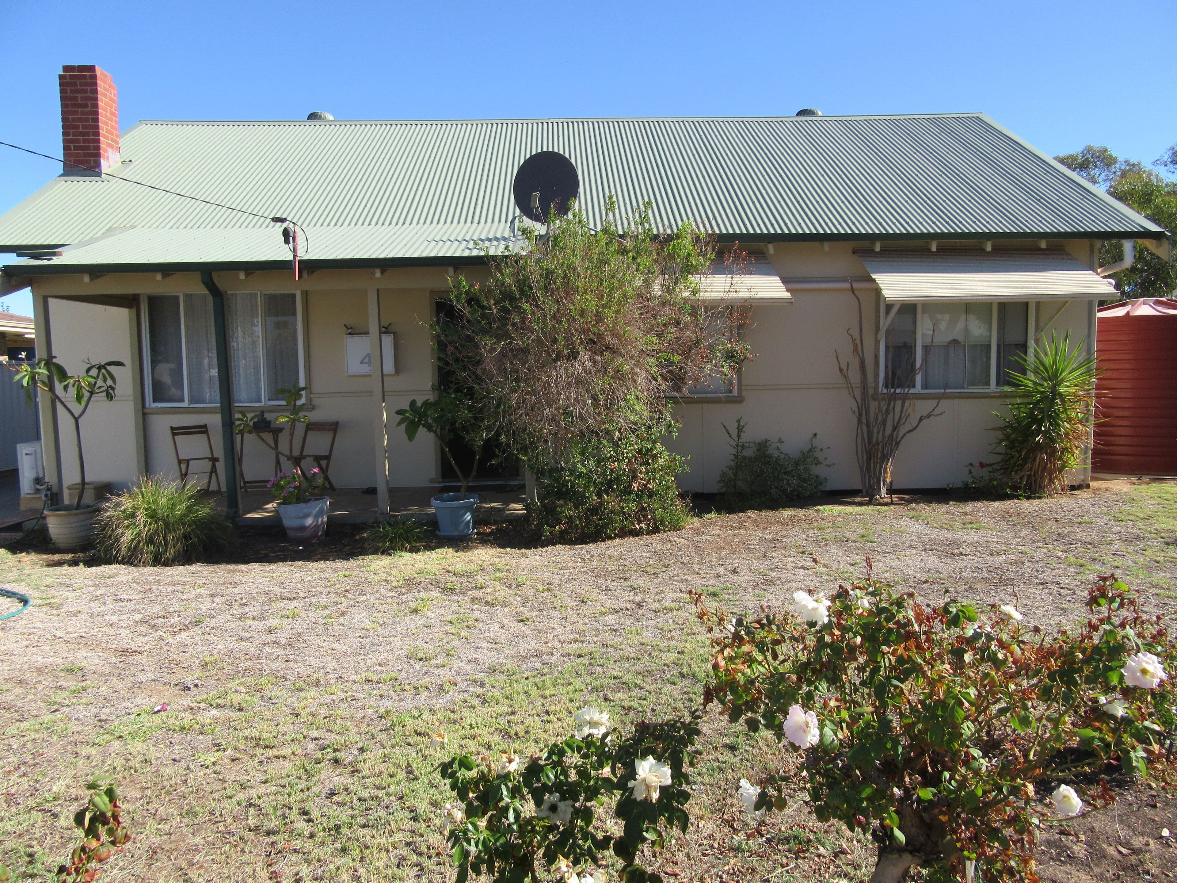 4 Robertson Street, Carnamah WA 6517, Carnamah - Image 1