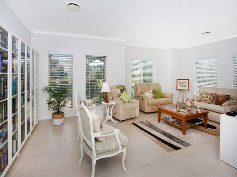 22 St Andrews Way, Coolangatta - Thumbnail 7