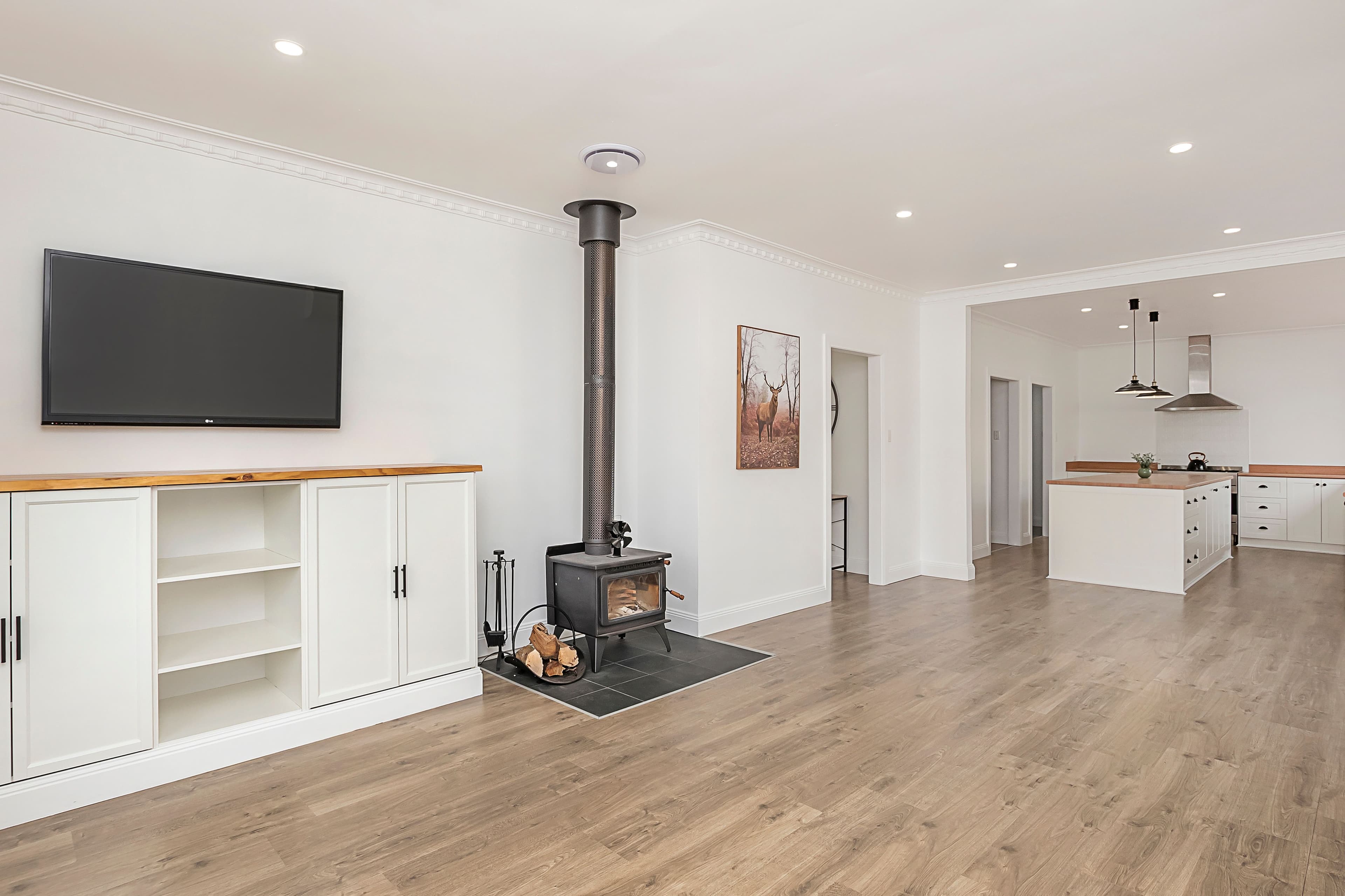 83 Darlington Road, Mortlake VIC 3272, Mortlake - Thumbnail 3