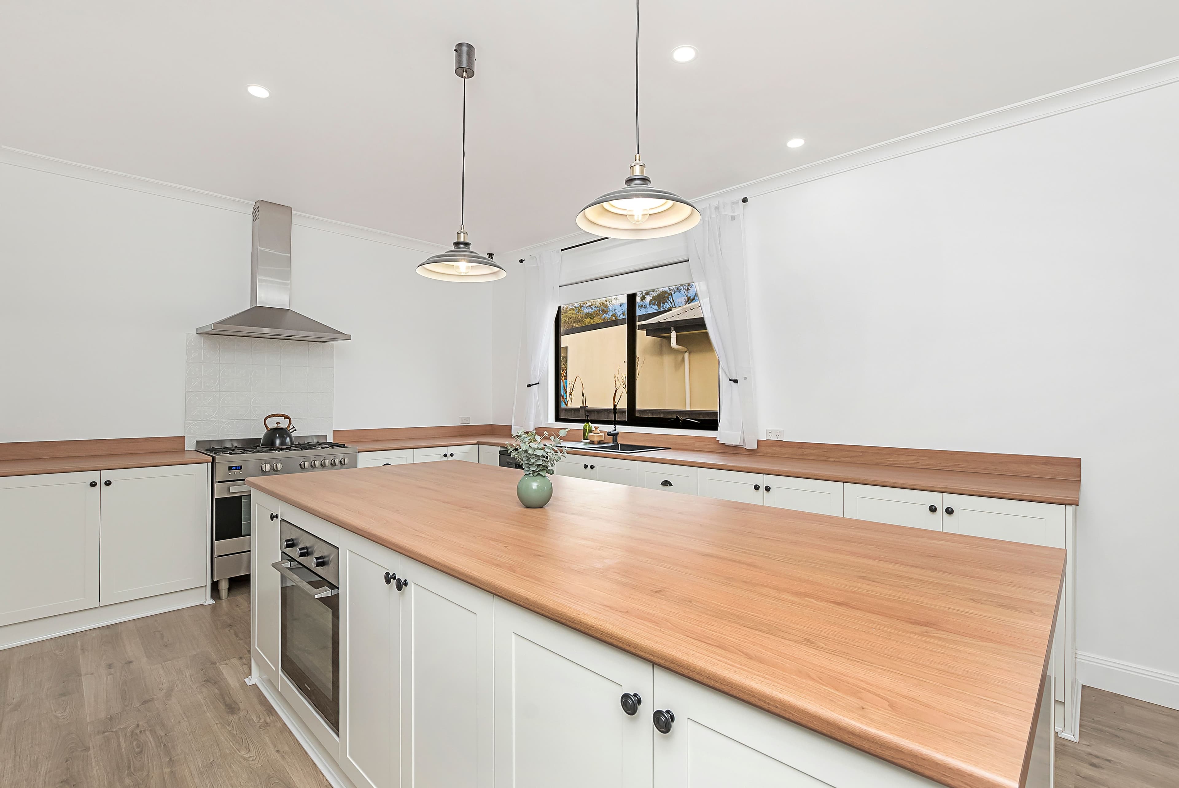 83 Darlington Road, Mortlake VIC 3272, Mortlake - Thumbnail 5