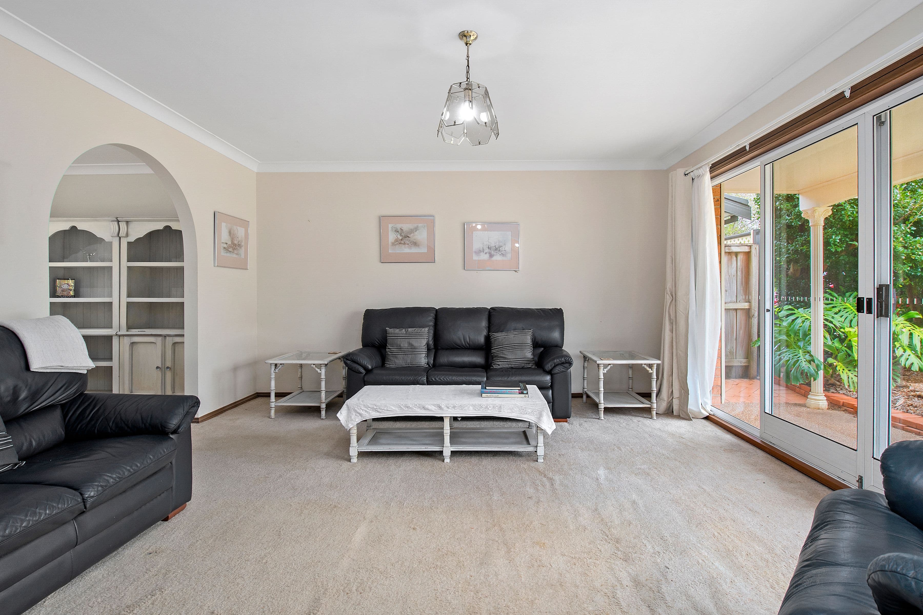 8 Wisteria Crescent, Cherrybrook NSW 2126, Cherrybrook - Thumbnail 2
