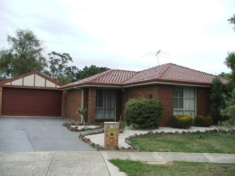 5 Margarita Close, BERWICK VIC 3806, Berwick - Image 1