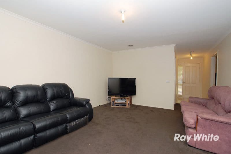 8 Valma Avenue, CRANBOURNE VIC 3977, Cranbourne - Thumbnail 7