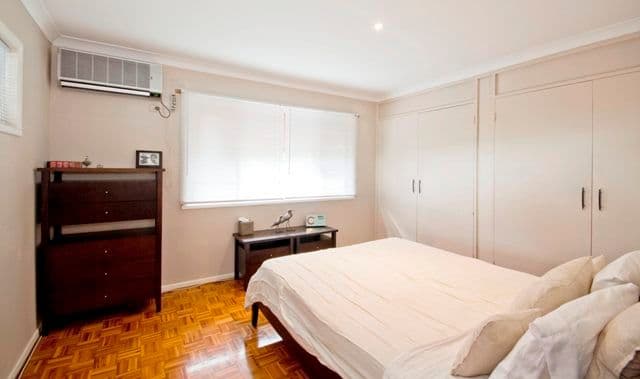 15 Costa Court, BROADBEACH WATERS QLD 4218, Broadbeach Waters - Thumbnail 4