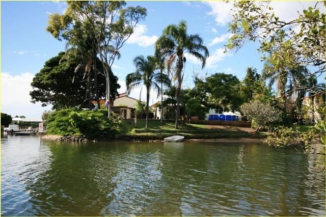 15 Costa Court, BROADBEACH WATERS QLD 4218, Broadbeach Waters - Thumbnail 7
