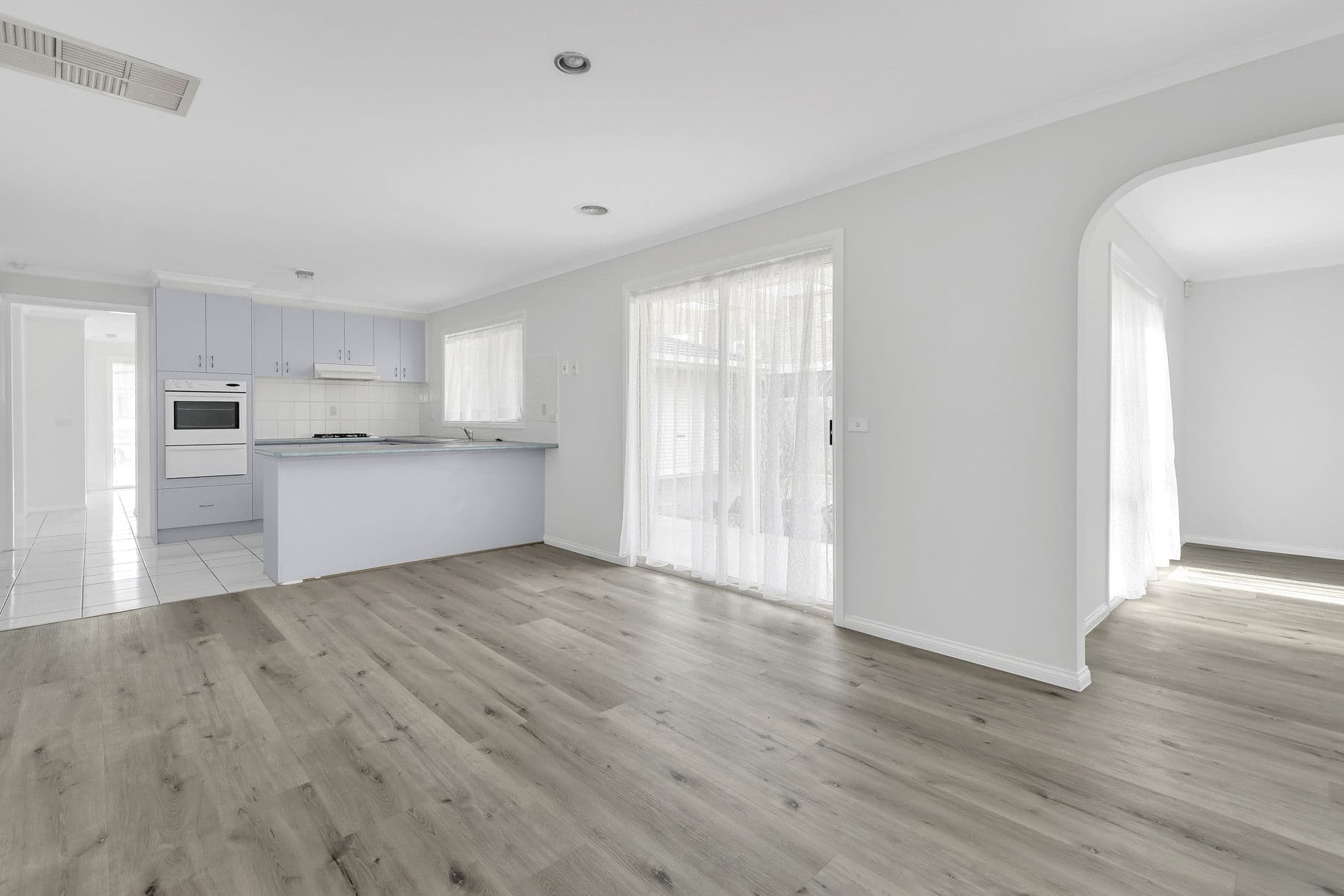29 Mirabella Close, Werribee VIC 3030, Werribee - Thumbnail 3