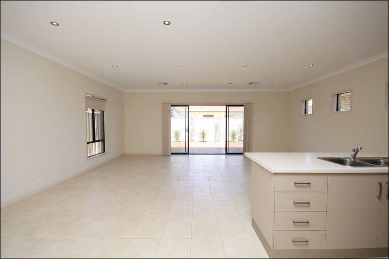 5 Wilford Avenue, SEATON SA 5023, Seaton - Thumbnail 4