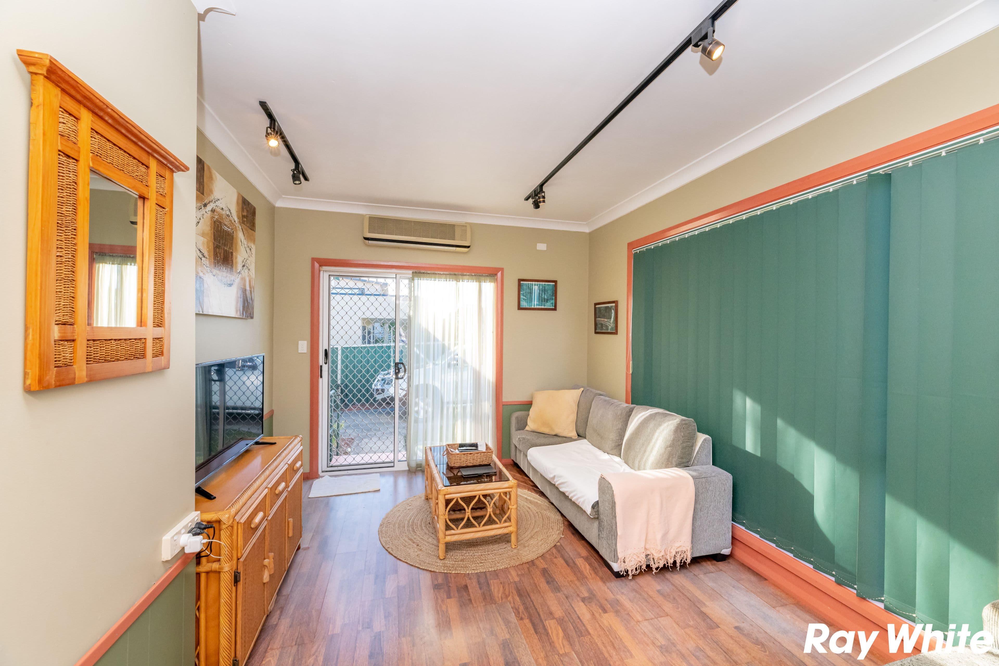 214 The Lakes Way, Tuncurry NSW 2428, Tuncurry - Thumbnail 4