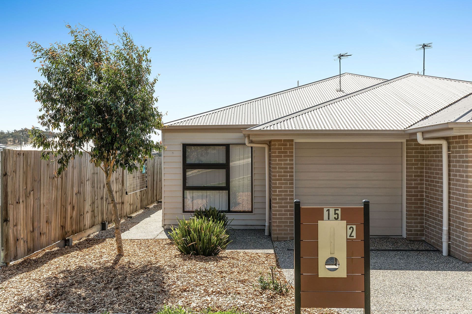 15 Mcinnes Crescent, Glenvale QLD 4350, Glenvale - Image 1