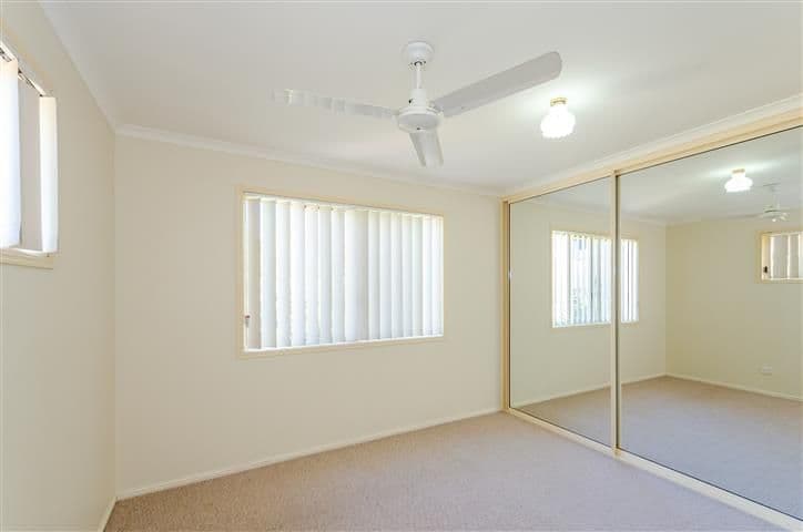 12 Kent Street, West Gladstone QLD 4680, West Gladstone - Thumbnail 8