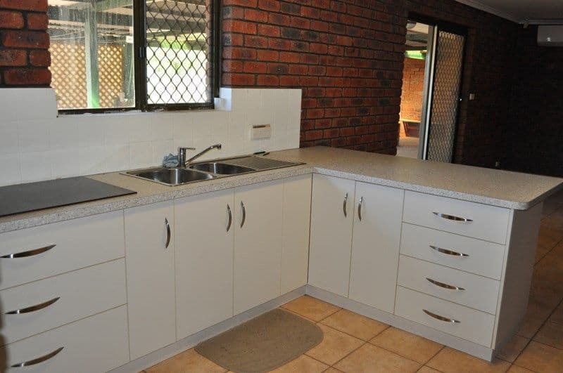 10 Clematis Crescent, Utakarra WA 6530, Utakarra - Image 1