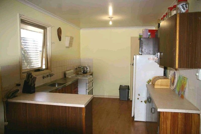 52 Sims Parade, RENMARK SA 5341, Renmark - Thumbnail 2
