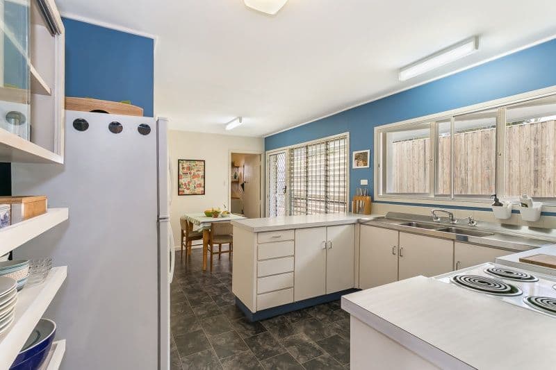 5 Lochiel Street, Kenmore QLD 4069, Kenmore - Thumbnail 4