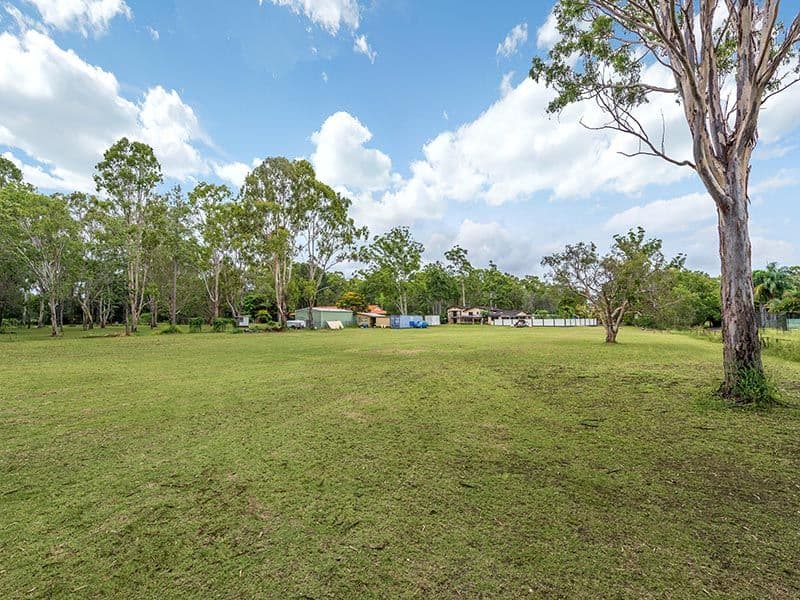 96 Idonia Street, Bridgeman Downs QLD 4035, Bridgeman Downs - Thumbnail 2