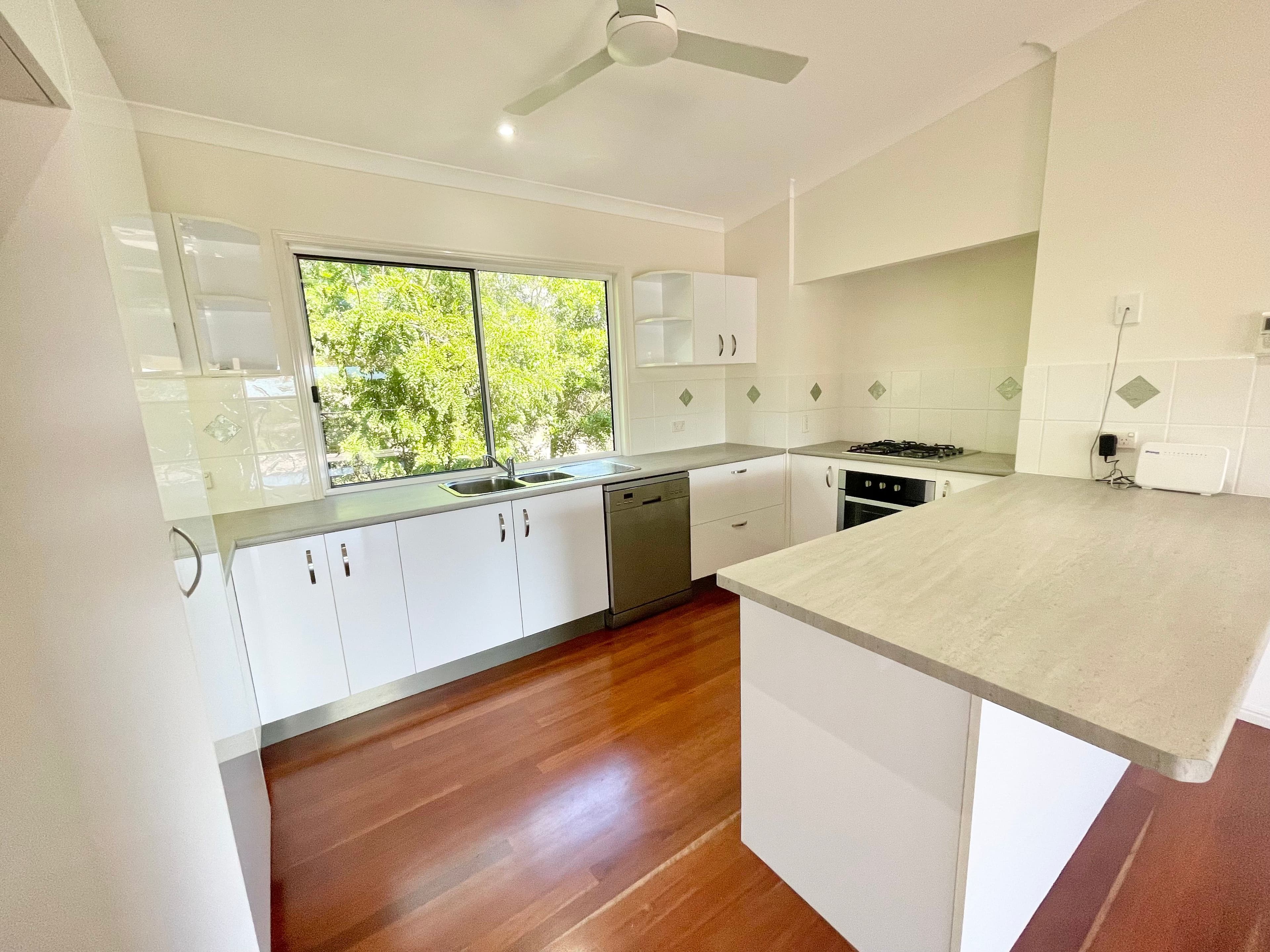 19 Partridge Street, Torquay QLD 4655, Torquay - Thumbnail 6