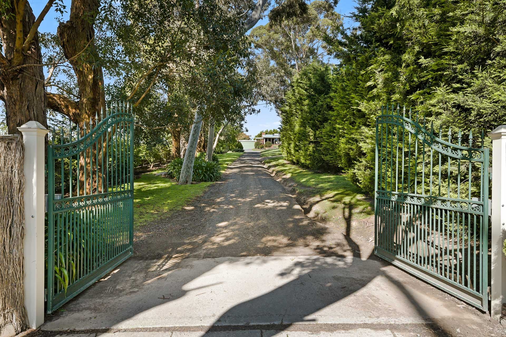 202 Hessell Road, Harkaway VIC 3806, Harkaway - Thumbnail 3