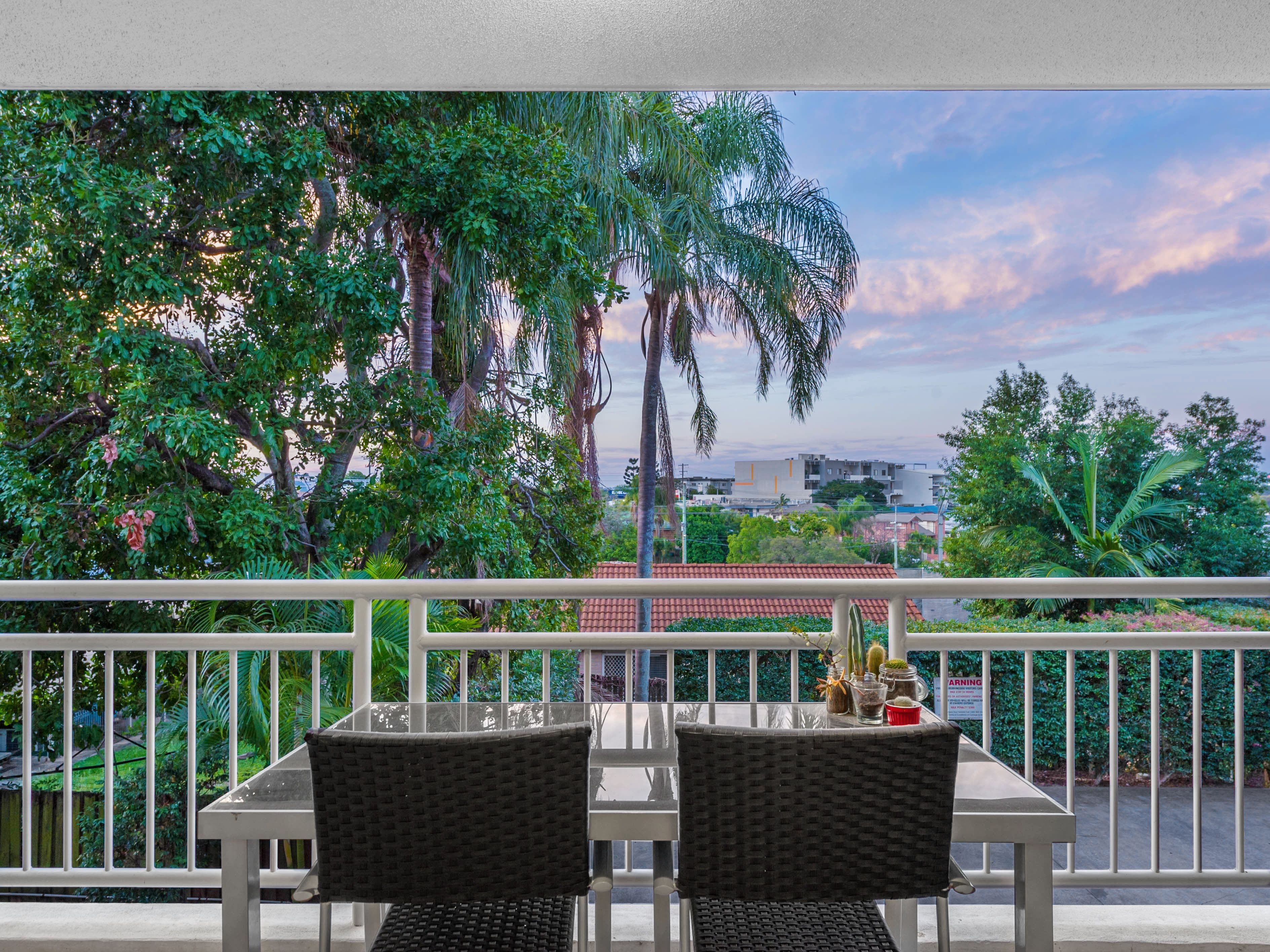 18 Richmond Road, Morningside QLD 4170, Morningside - Thumbnail 2