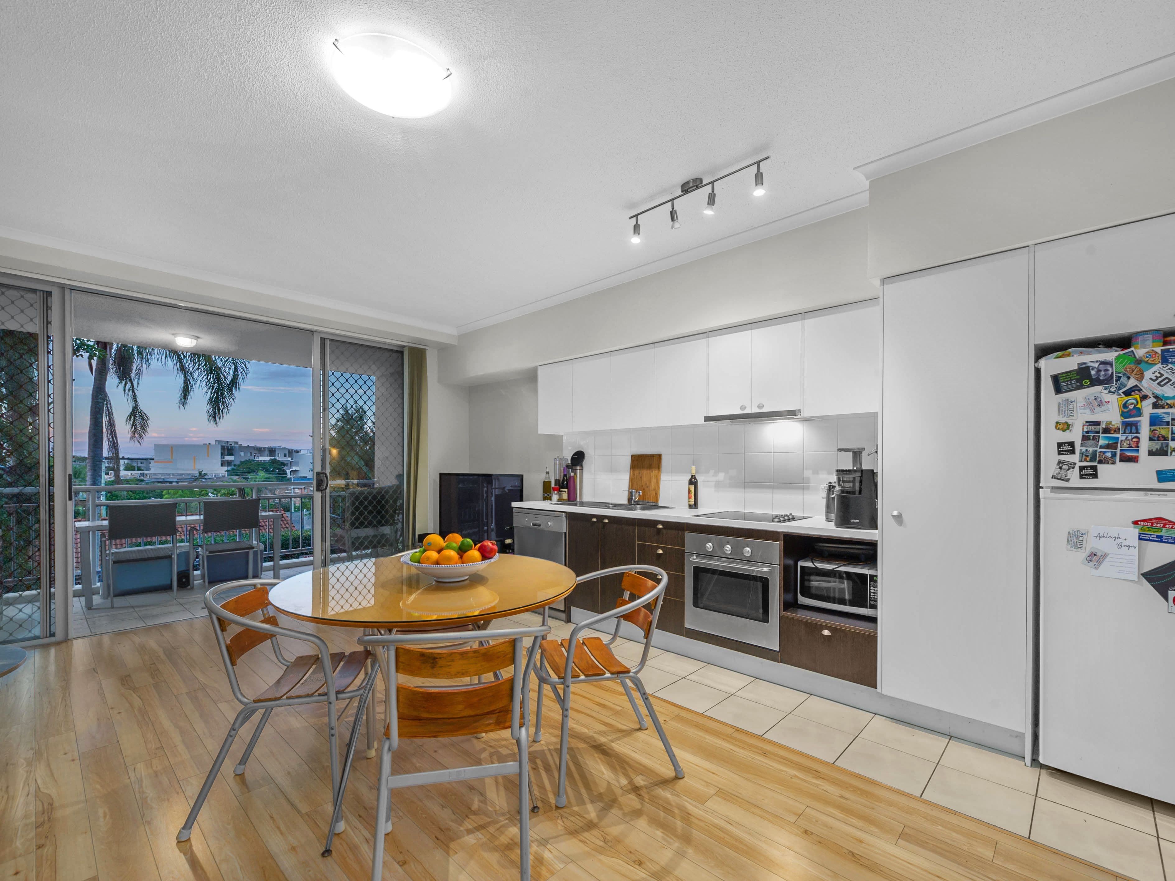 18 Richmond Road, Morningside QLD 4170, Morningside - Thumbnail 3