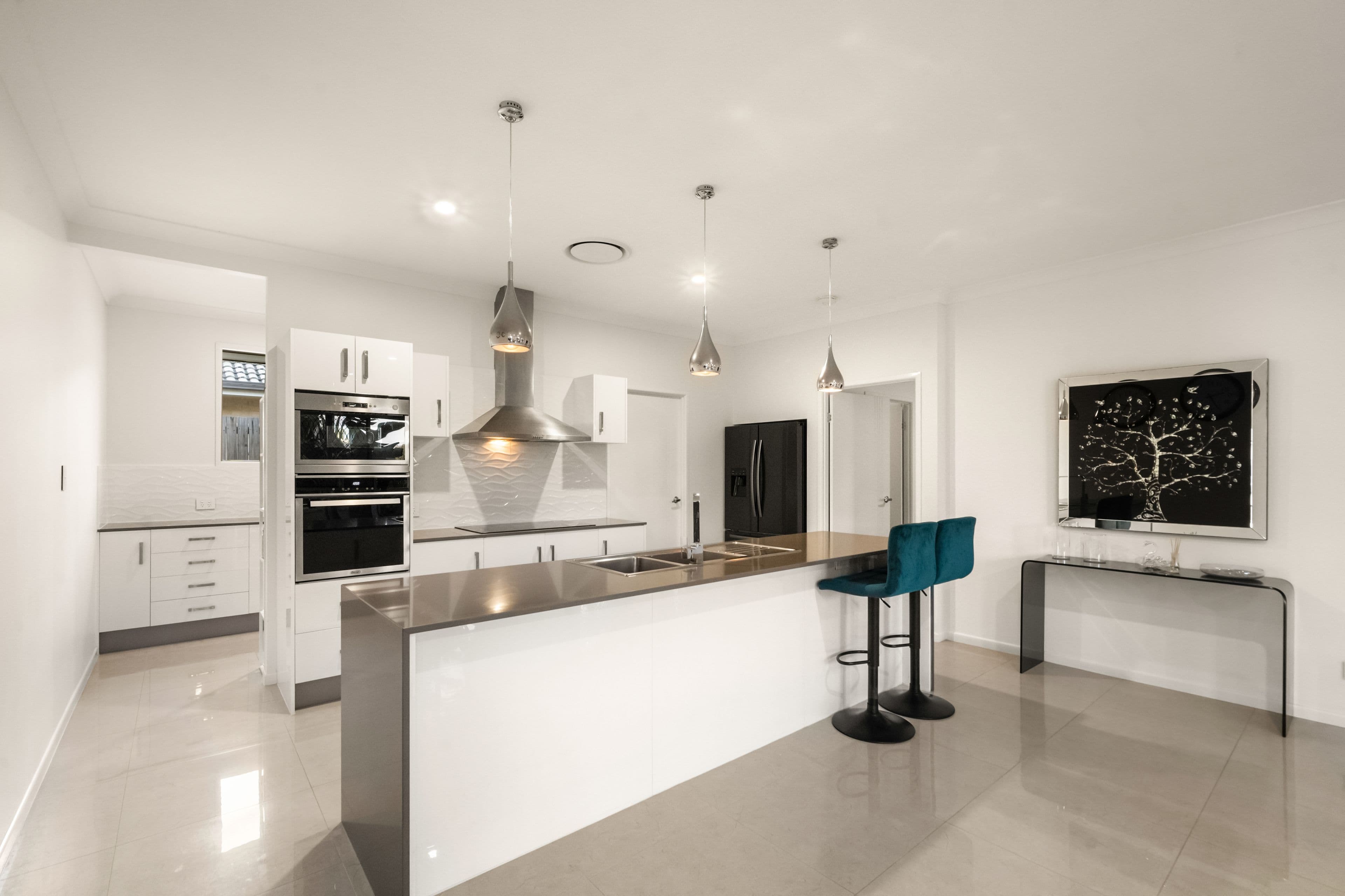 41 Benham Avenue, Kallangur QLD 4503, Kallangur - Thumbnail 2