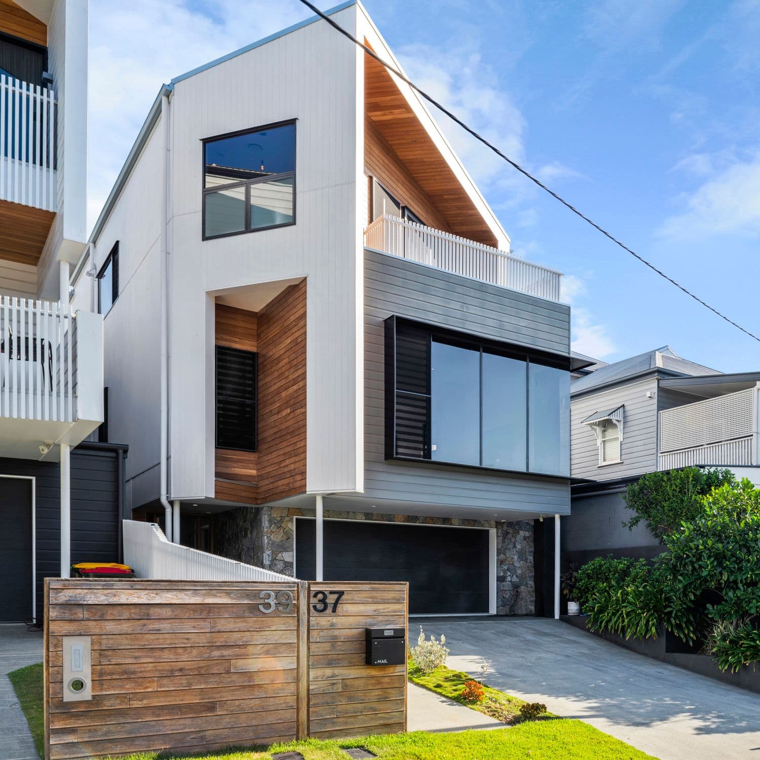 37 Joynt Street, Hamilton QLD 4007, Hamilton - Thumbnail 2