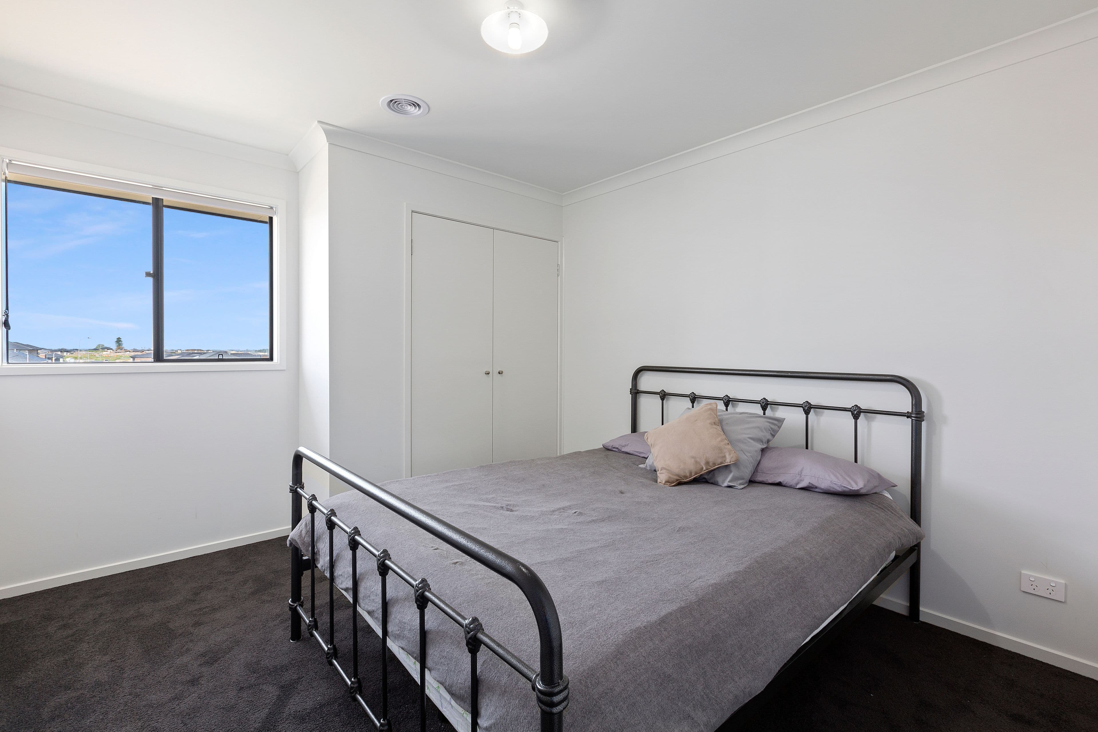 10 Kenyan Avenue, Clyde VIC 3978, Clyde - Thumbnail 6